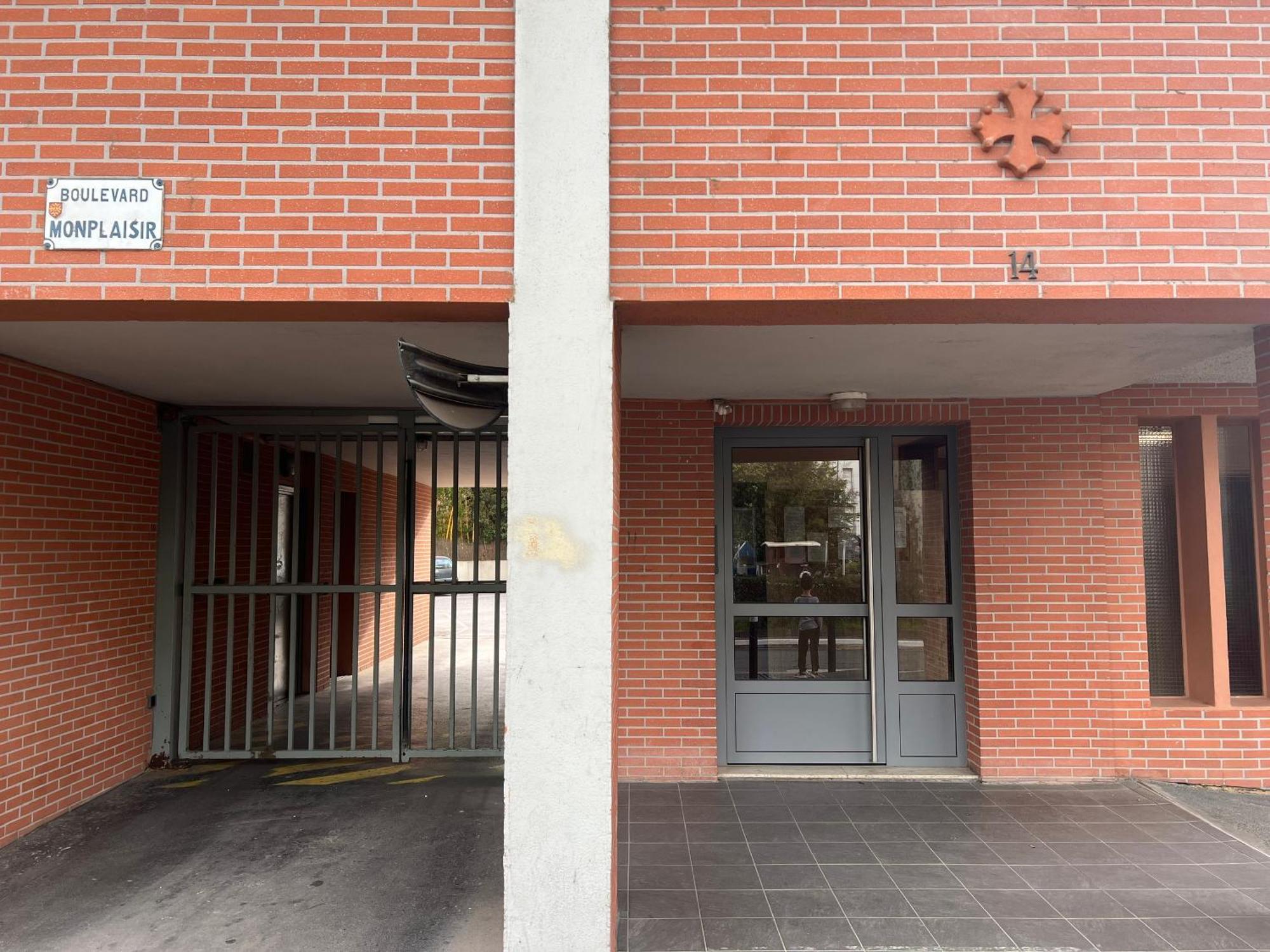 Sunset Duplex - Grand-Rond, Jardin Des Plantes, Centre-Ville, 2 Bdrs 60M2, Ac, Free Public Car Park 200M Away, Netflix - T3 60M2 Avec Clim, Parking Public Gratuit A 200M Toulouse Ngoại thất bức ảnh