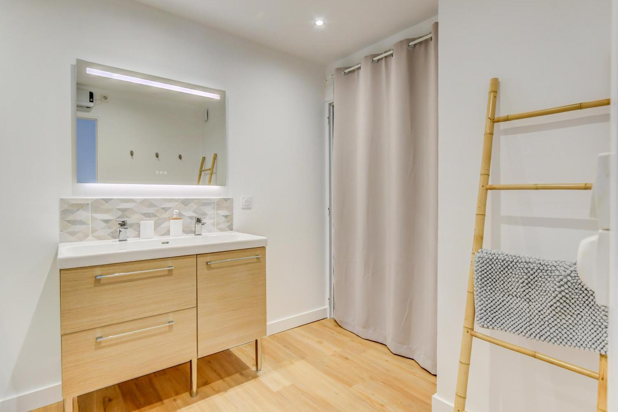 Sunset Duplex - Grand-Rond, Jardin Des Plantes, Centre-Ville, 2 Bdrs 60M2, Ac, Free Public Car Park 200M Away, Netflix - T3 60M2 Avec Clim, Parking Public Gratuit A 200M Toulouse Ngoại thất bức ảnh